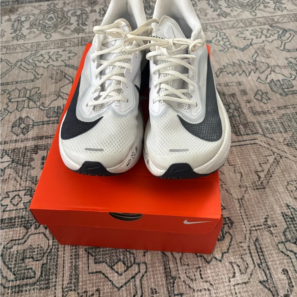 Nike Zoom Fly 6